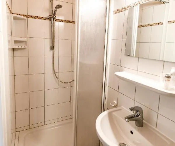 호스텔 Am Tegernsee *